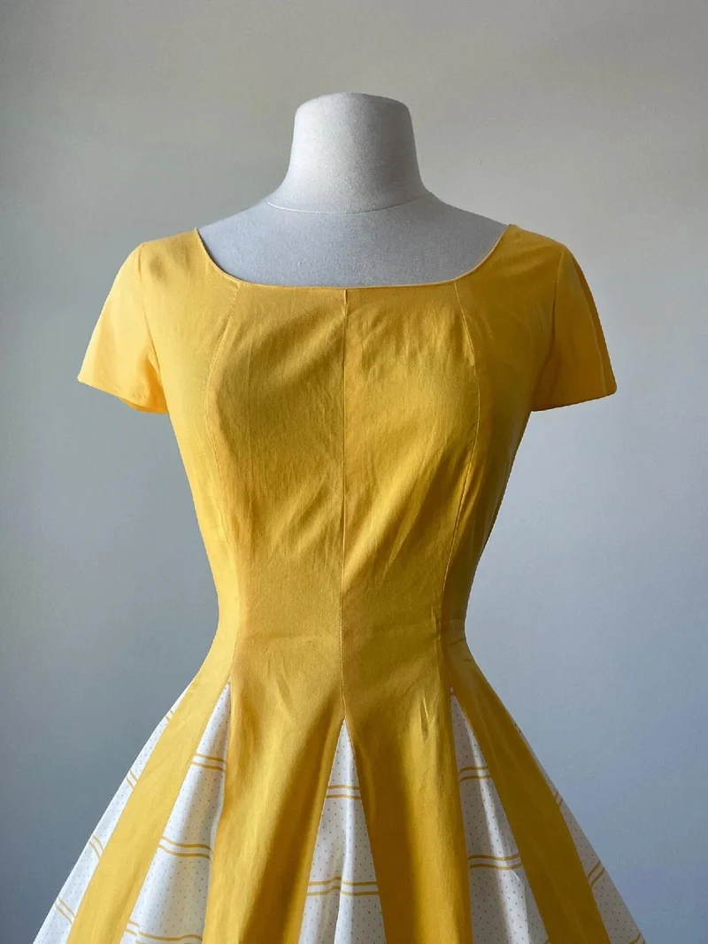 Nouvelle arrivée des années 50, robe vintage à col bateau jaune avec jupe circulaire complète
