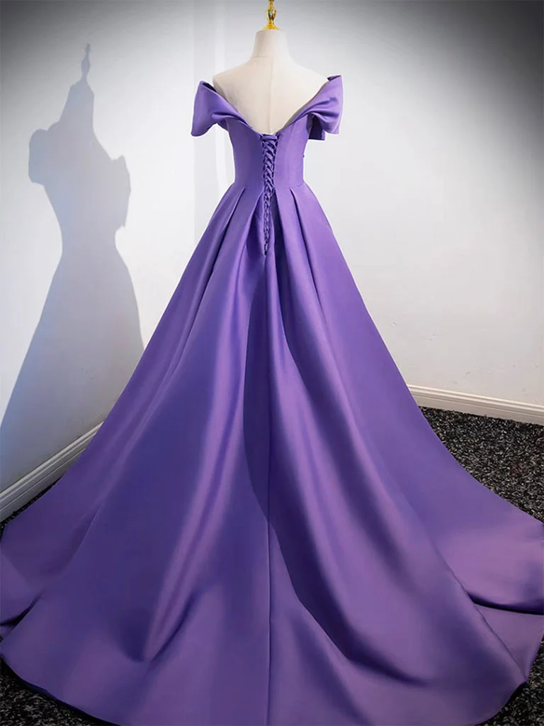 Robe de bal violette en satin à épaules dénudées et torsadée