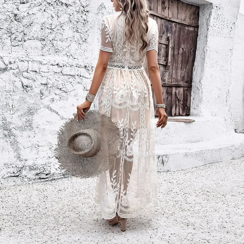 Robe femme avec dentelle