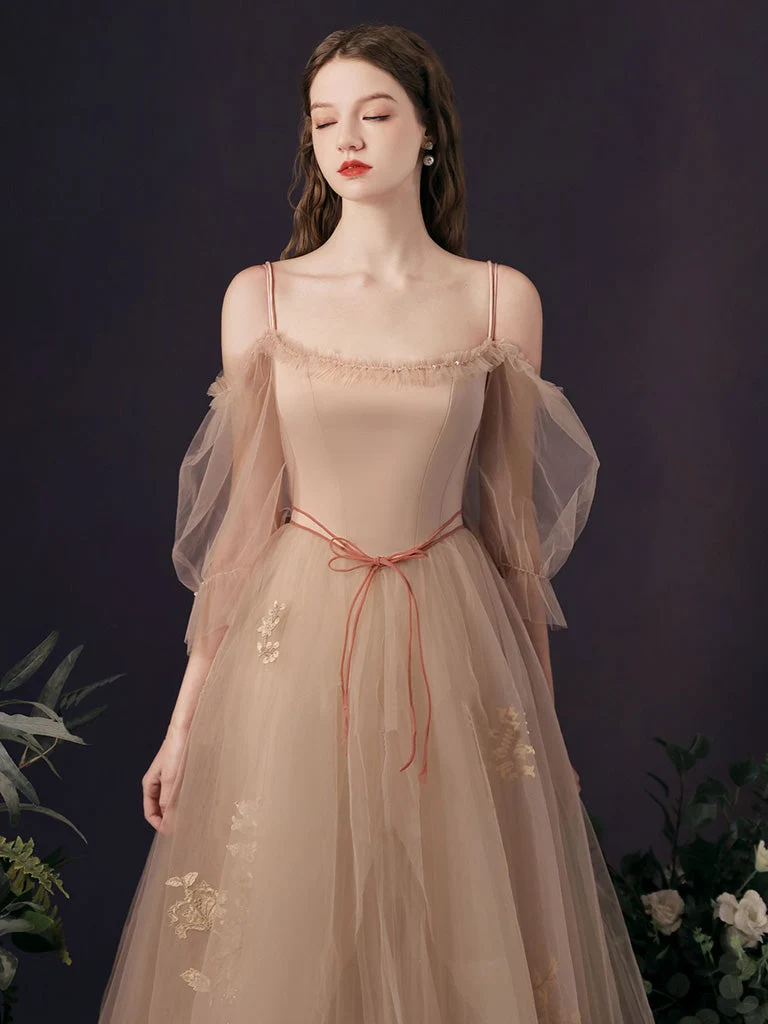 Robe de bal bohème en tulle champagne clair de conte de fées