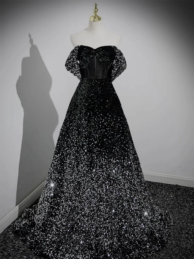 Robe de bal trapèze noire à épaules dénudées et paillettes