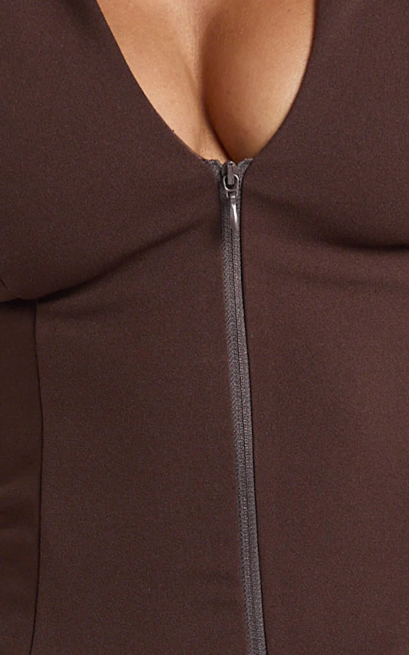 Duncan Top - Cap Sleeve Slit Neck Zip Front Top in Chocolate