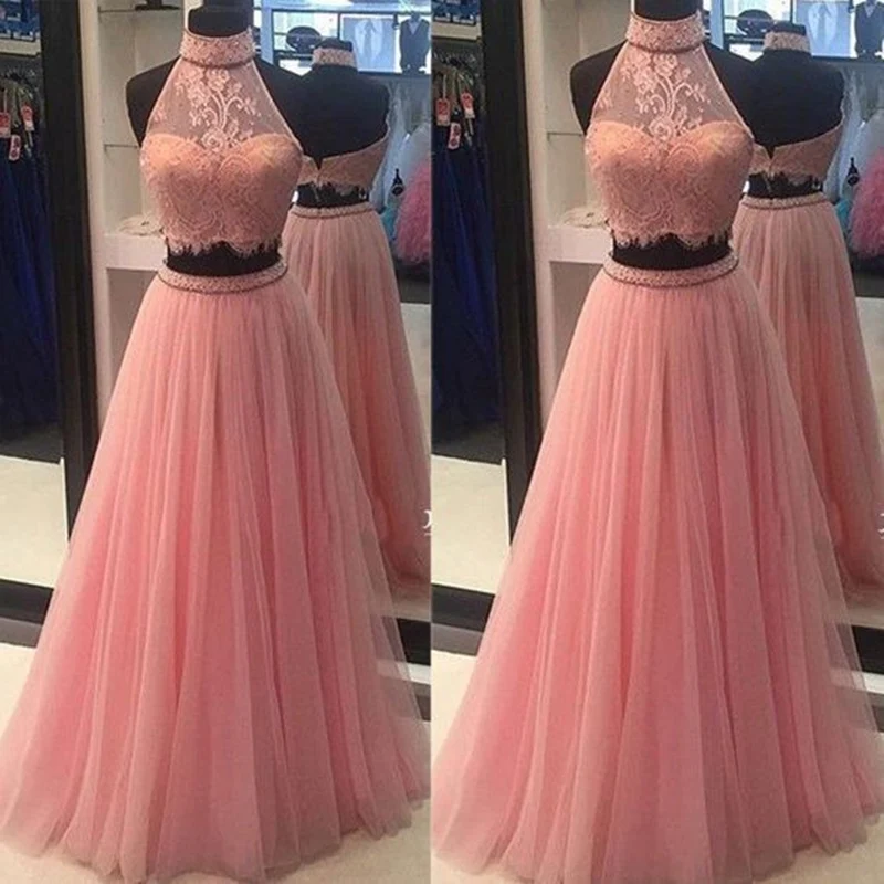 Robe de bal longue en tulle deux pièces avec haut licou en dentelle rose pêche