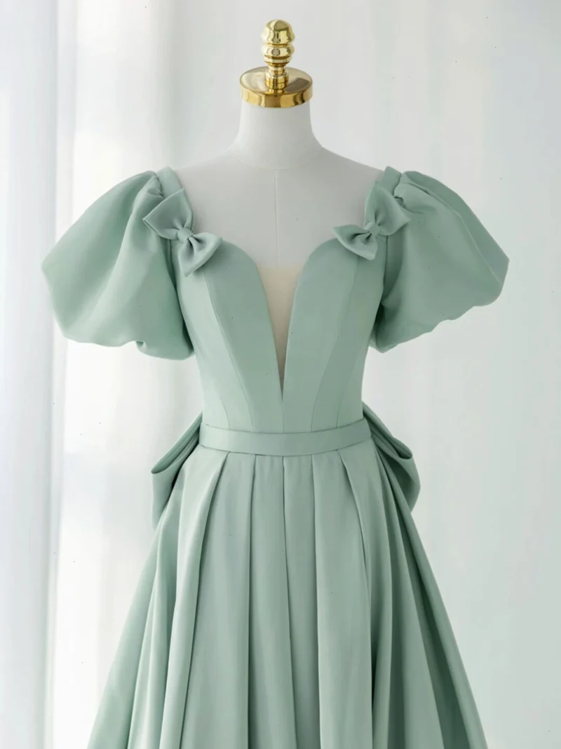 Robe formelle longue trapèze vert menthe avec manches à bulles