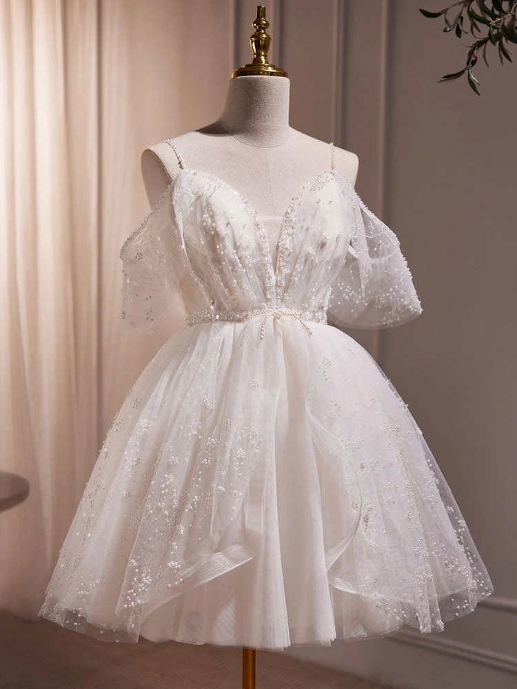 Robe de mariée moderne à épaules dénudées et bretelles spaghetti, courte et transparente, longueur au genou