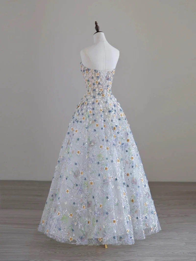 Robe de bal formelle à fleurs