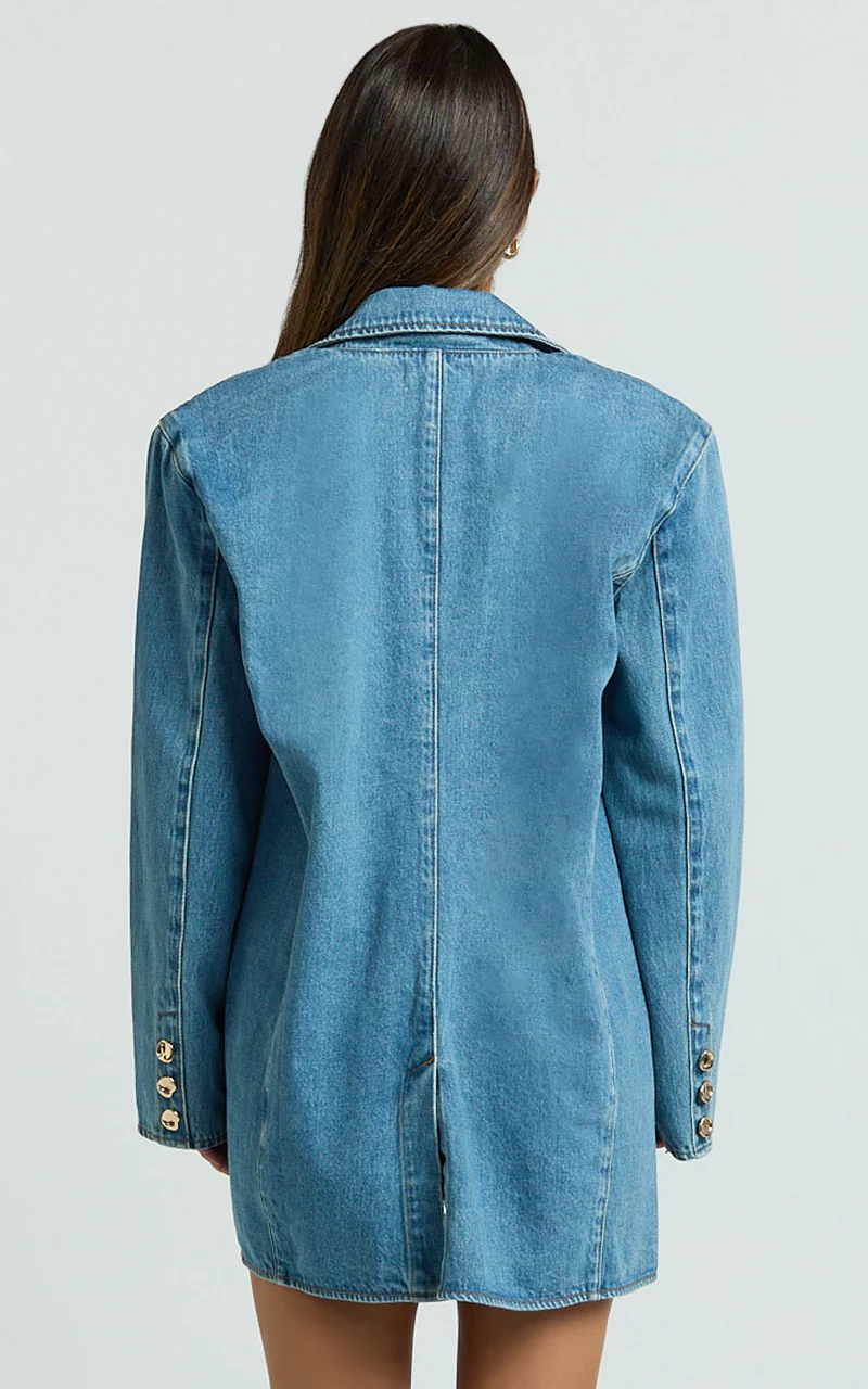 Fabia Jacket - Denim Oversized Blazer in Light Blue Wash