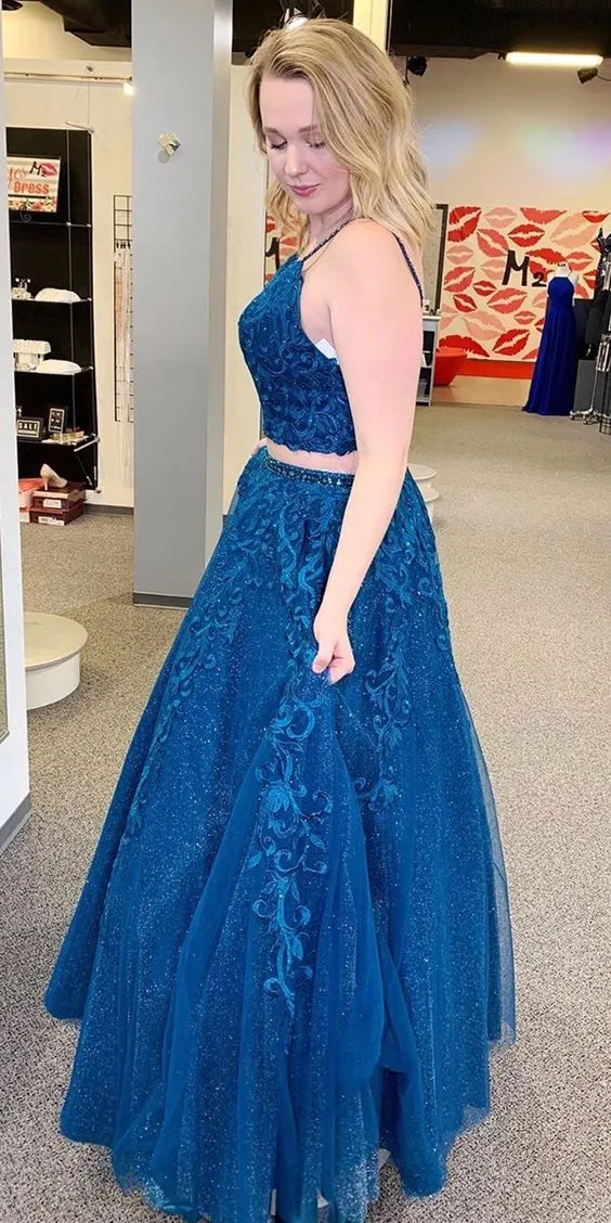 Robe de bal longue en deux pièces en dentelle à bretelles spaghetti bleu royal
