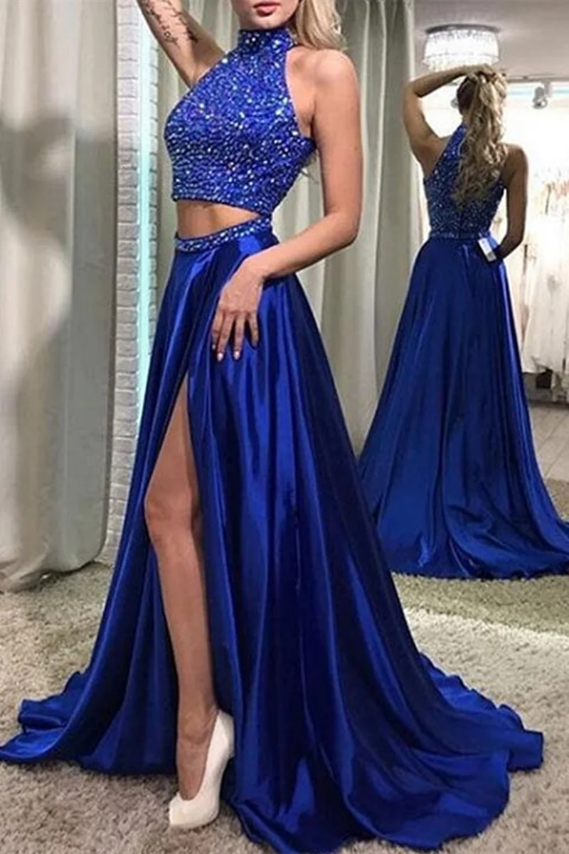Robe de bal deux pièces en perles bleu royal à col licou