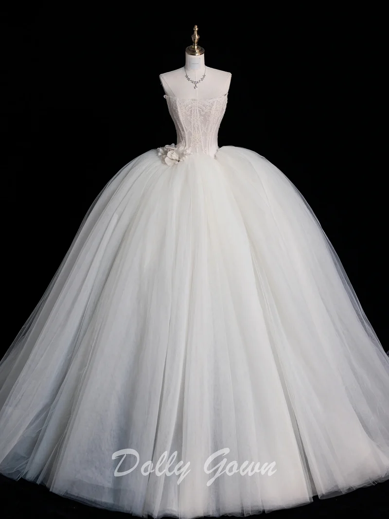 Robe de mariée princesse sans bretelles avec corset transparent et robe de bal