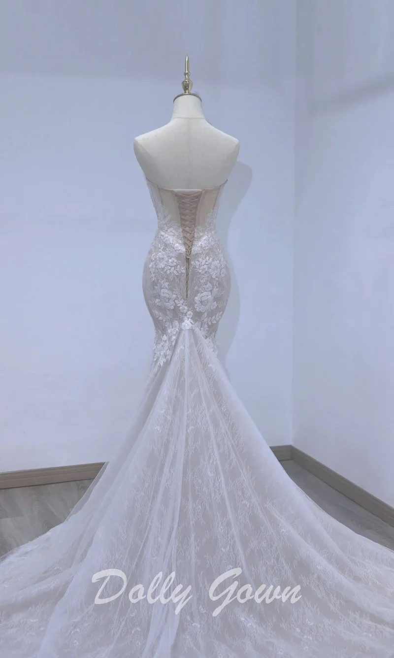Robe de mariée sirène en dentelle à couper le souffle sans bretelles Illusion