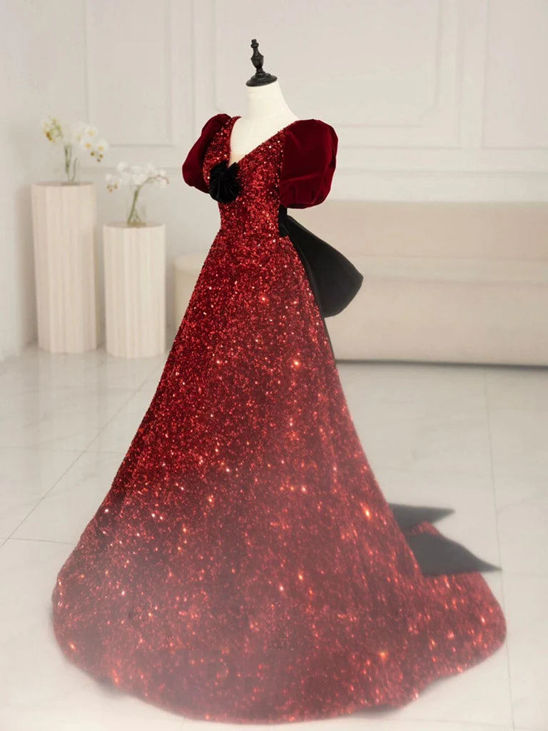 Robe de bal trapèze bordeaux à paillettes et manches à bulles