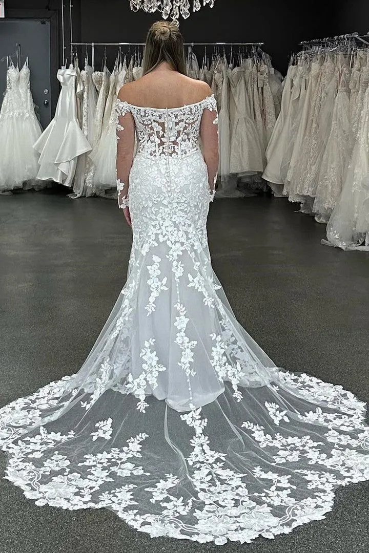Robe de mariée en dentelle à manches longues et épaules dénudées de grande taille