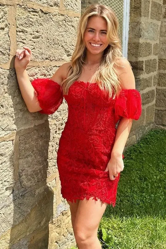 Robe de soirée courte moulante en dentelle à épaules dénudées Red Buble