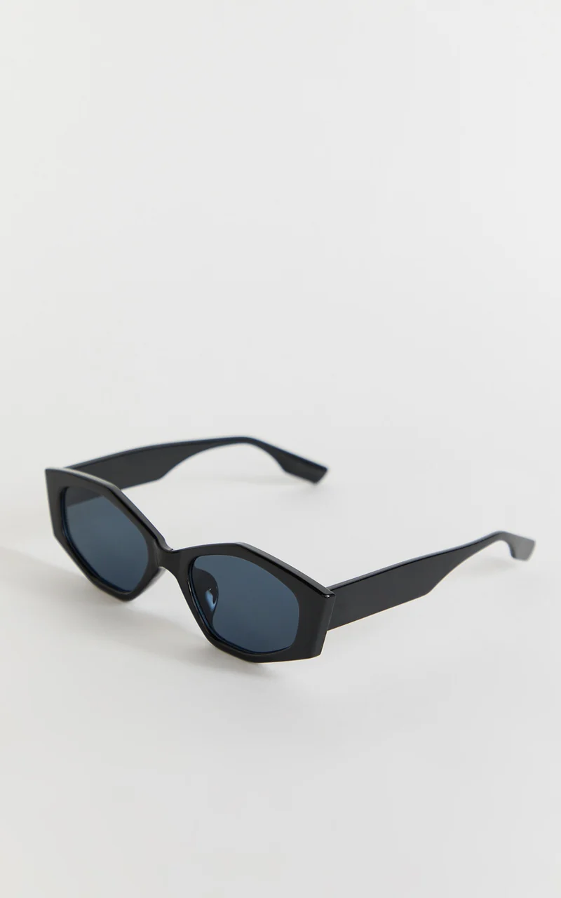 Keisha Sunglasses - Wide Rim Sunglasses in Black