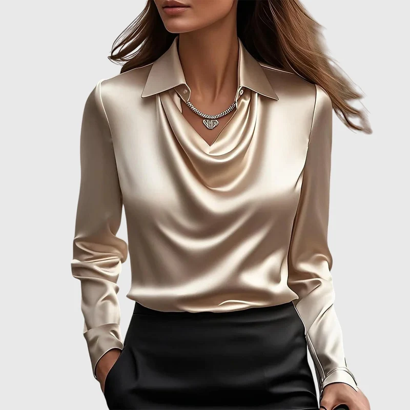 Aisha | Shiny and comfortable blouse
