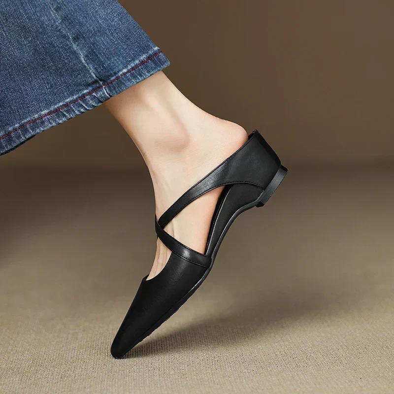 Carmela | Mules à Pointe avec Cintres Croisés