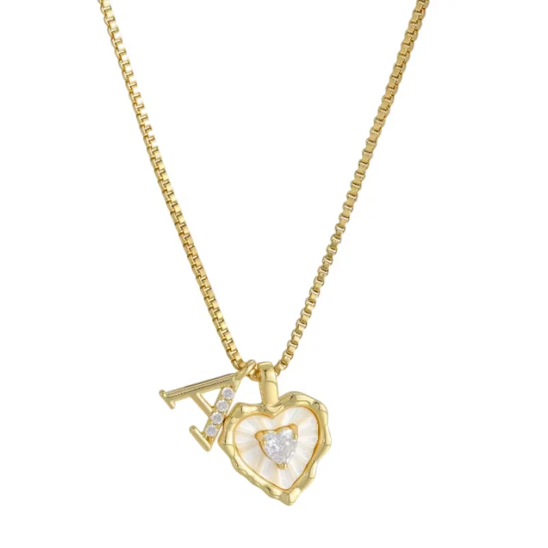Élisara™ — Collier cœur personnalisé élégance éternelle